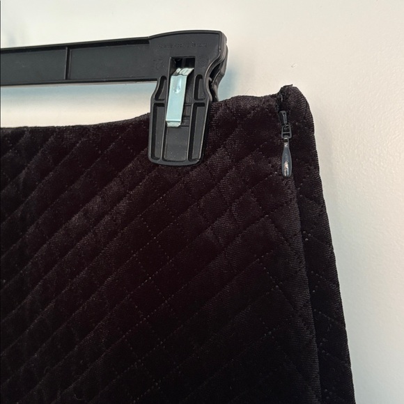 & Other Stories Quilted Velour Mini Skirt 10 - Picture 6 of 9